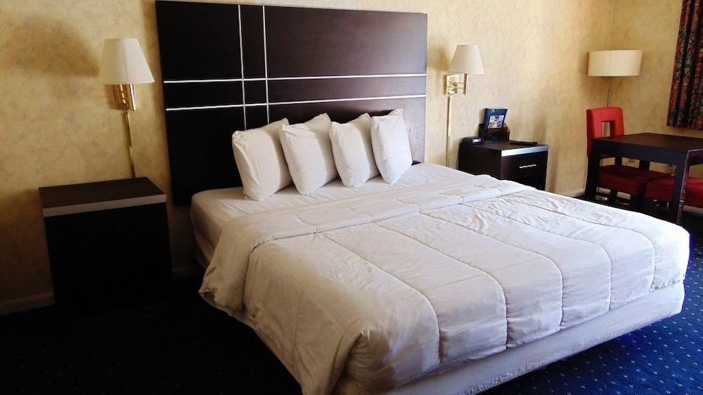 Oceanside Lodge Marmora Ngoại thất bức ảnh