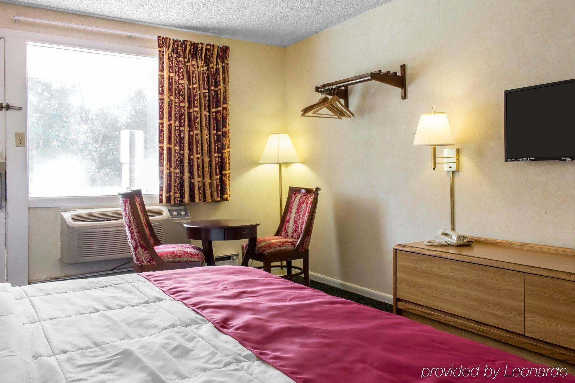 Oceanside Lodge Marmora Ngoại thất bức ảnh